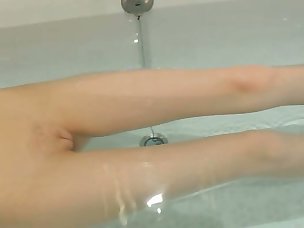 Hot Bathroom Porn Videos